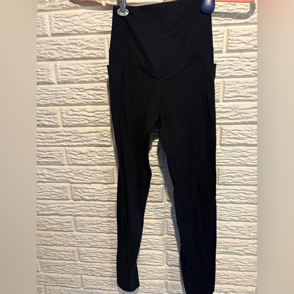 Aerie Black High-Waisted Leggings-Size Small